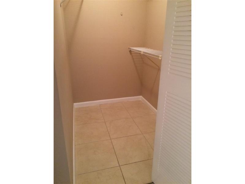 BRIARWINDS CONDO - Residential Lease