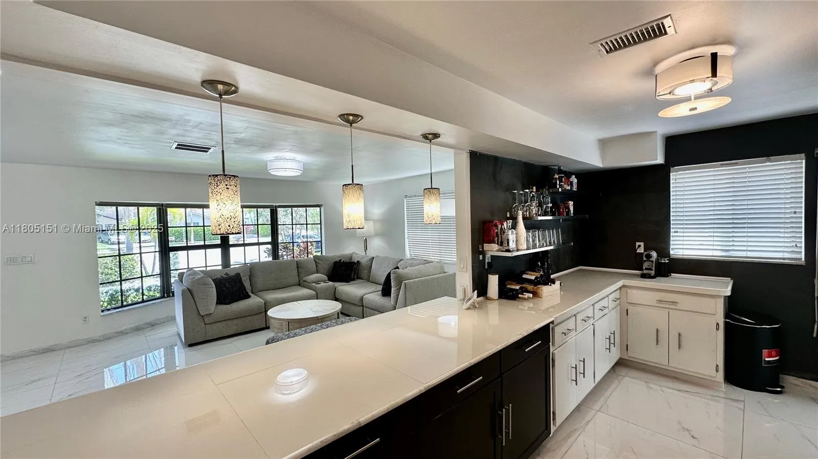 Hollywood, Florida 33019, United States, 4 Bedrooms Bedrooms, ,4 BathroomsBathrooms,Residential,Active,135251