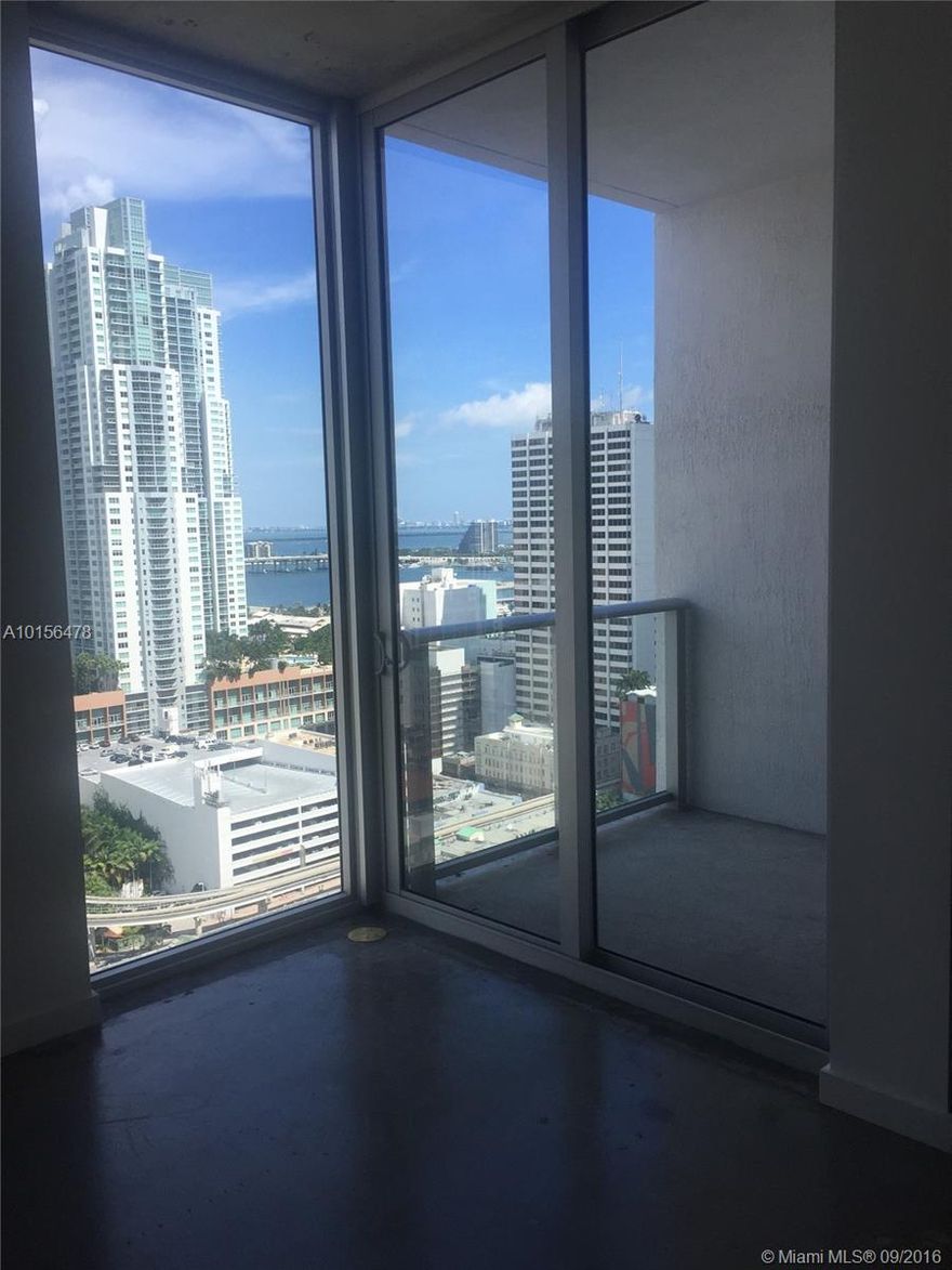 SPECTACULAR 1 BED/ 1 BATH WITH OPEN LAYOUT UNIT AT THE BRAND NEW CENTRO CONDO WITH AN EXCELLENT LOCATION IN THE HEART OF DOWNTOWN, WHERE YOU CAN ENJOY THE CITY URBAN LIFE. POLISHED CONCRETE FLOOR, HIGH QUALITY FINISHES & APPLIANCES. 24 GRS RECEPTION DESK, FULL SERVICE VALET PARKING AND MORE.