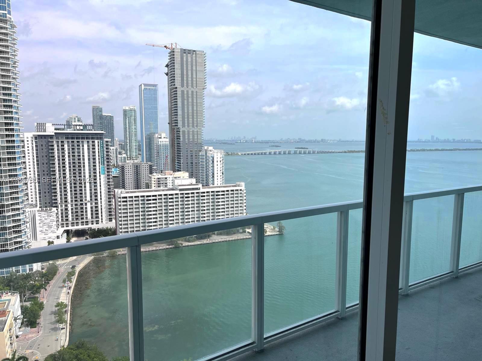 QUANTUM ON THE BAY CONDO - Residential