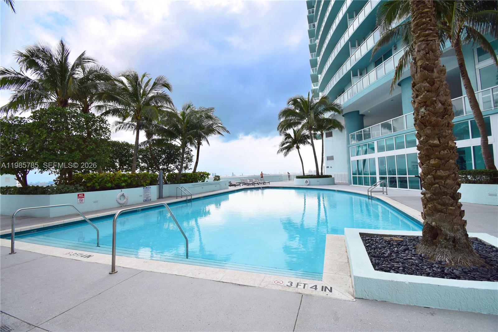 QUANTUM ON THE BAY CONDO - Residential