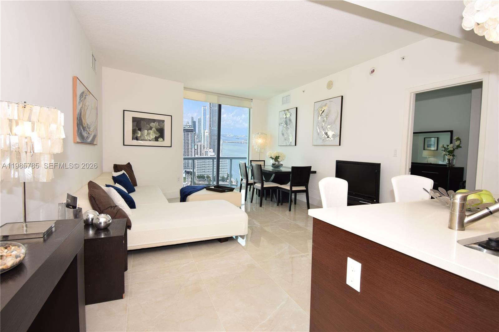 QUANTUM ON THE BAY CONDO - Residential