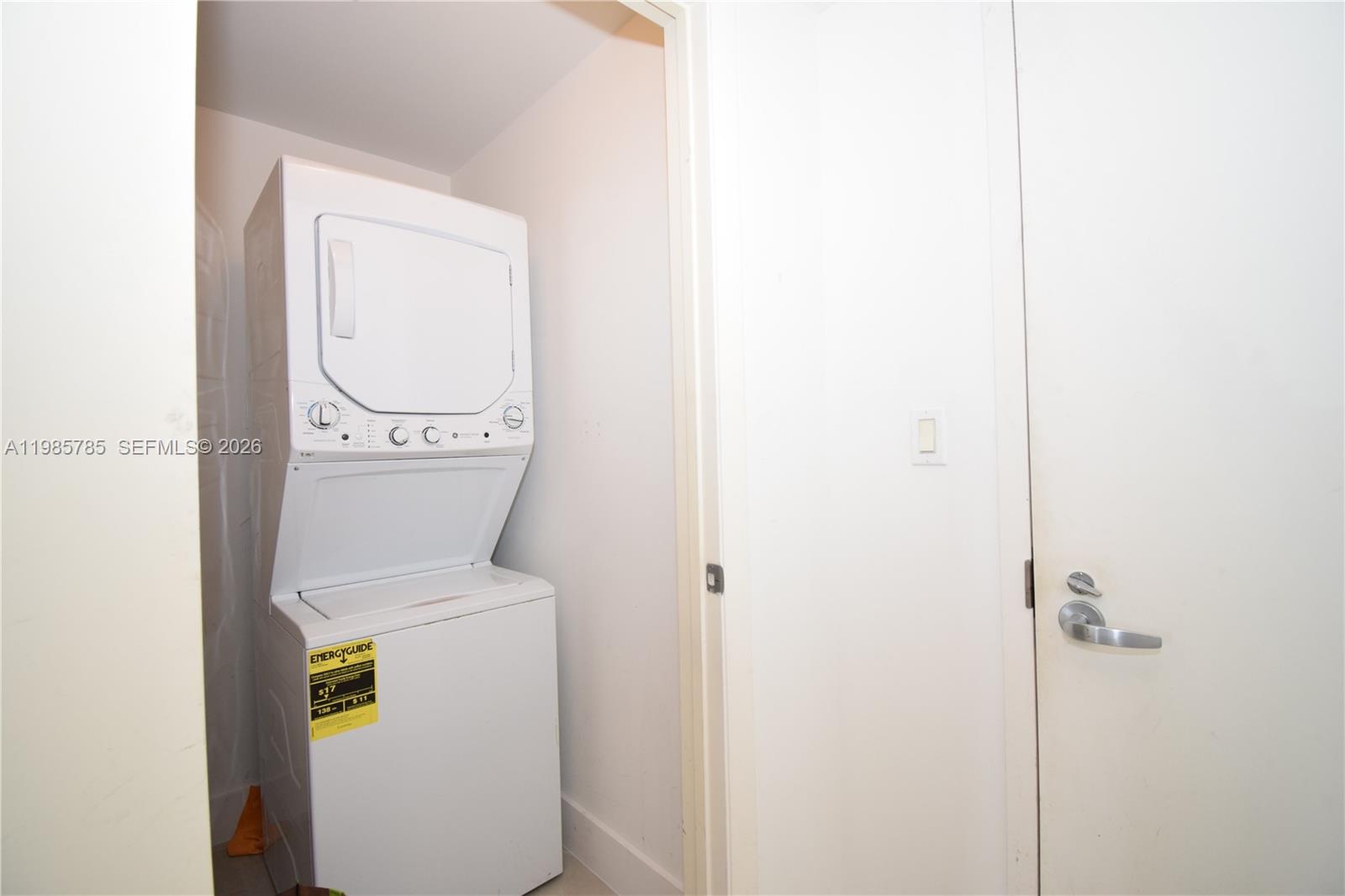 QUANTUM ON THE BAY CONDO - Residential