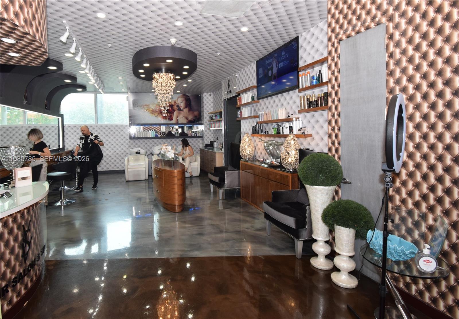 QUANTUM ON THE BAY CONDO - Residential