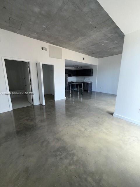 151 SE 1st St 1607