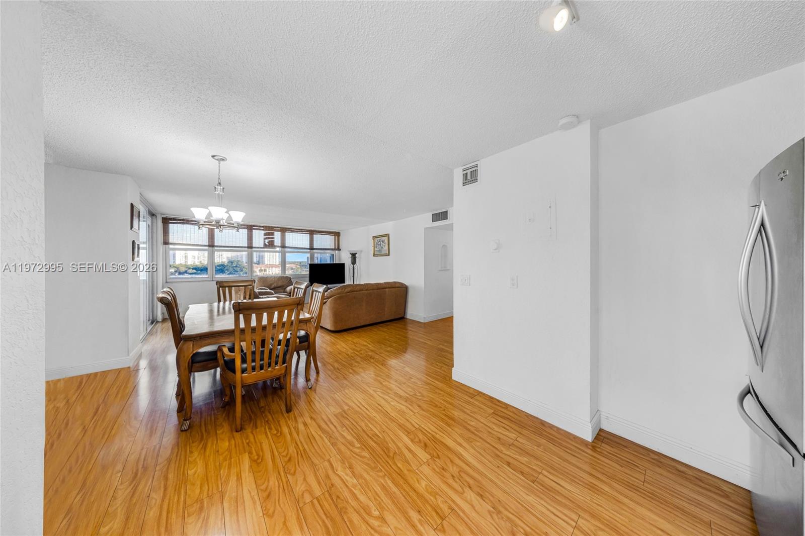 IMPERIAL TOWERS CONDO - Residential Lease