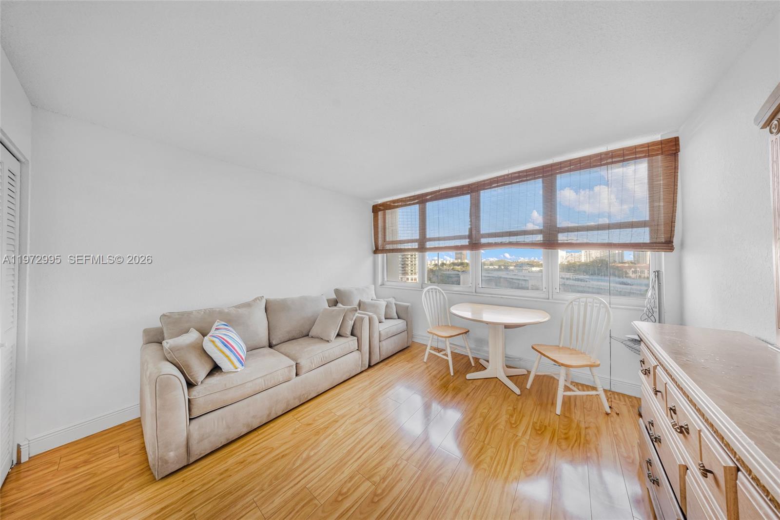 IMPERIAL TOWERS CONDO - Residential Lease