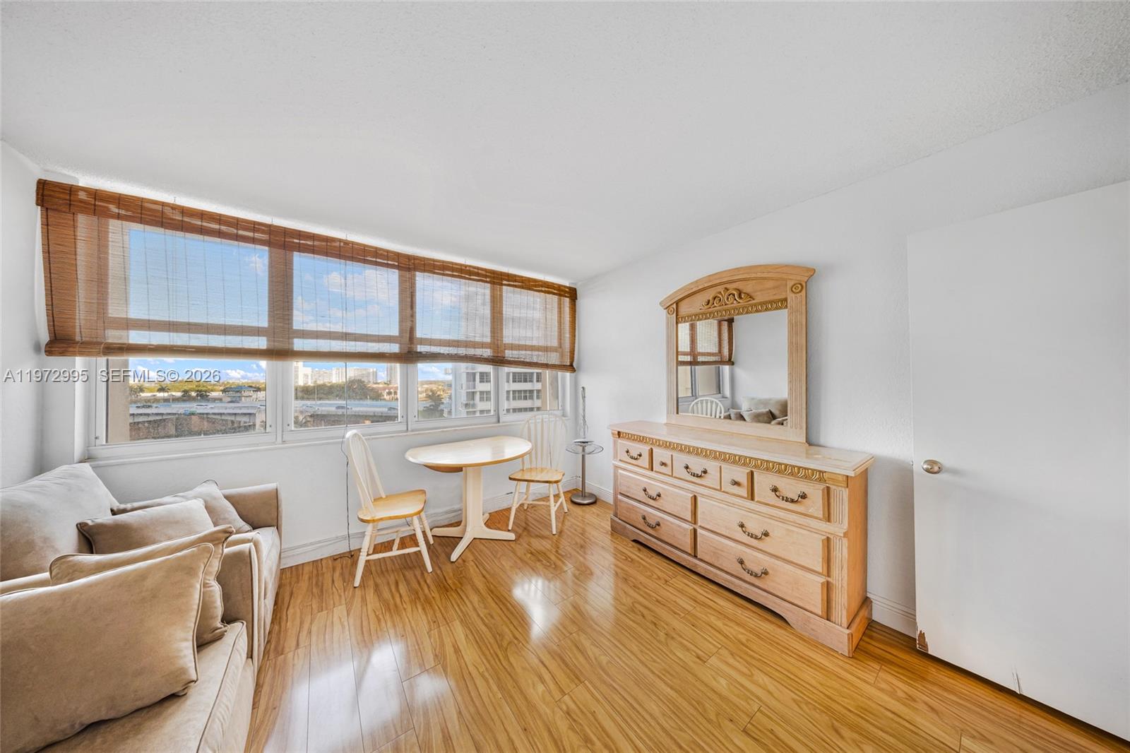 IMPERIAL TOWERS CONDO - Residential Lease