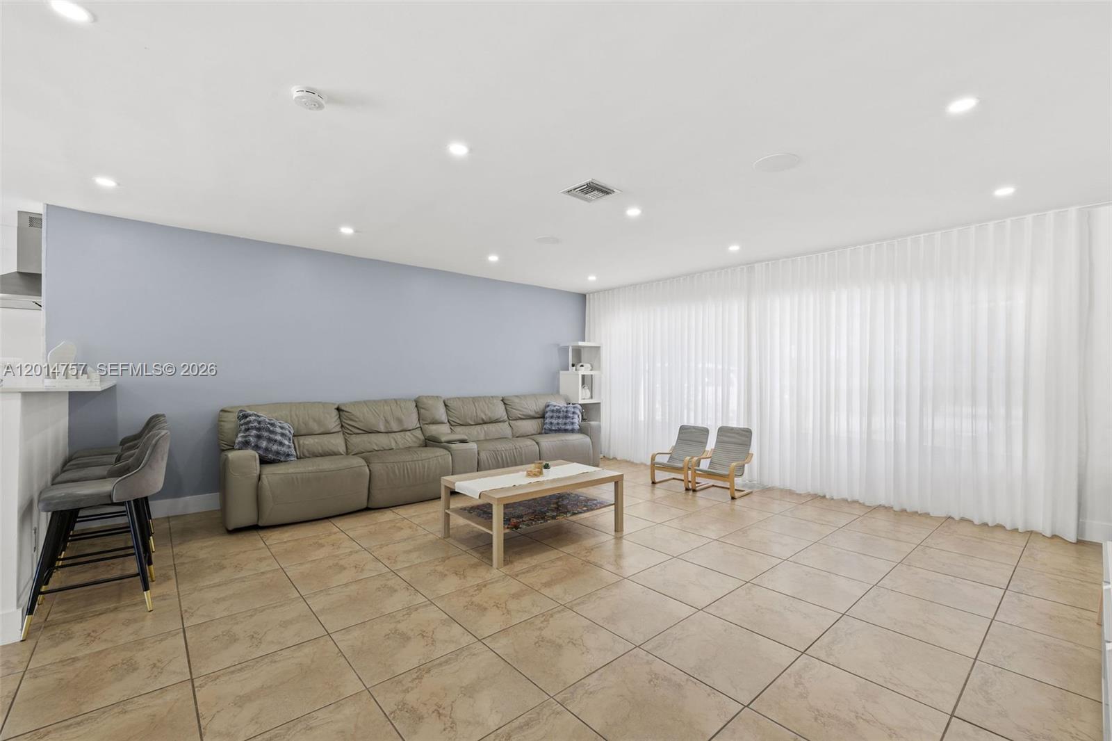 HOLLYWOOD HILLS NORTH SEC - Residential