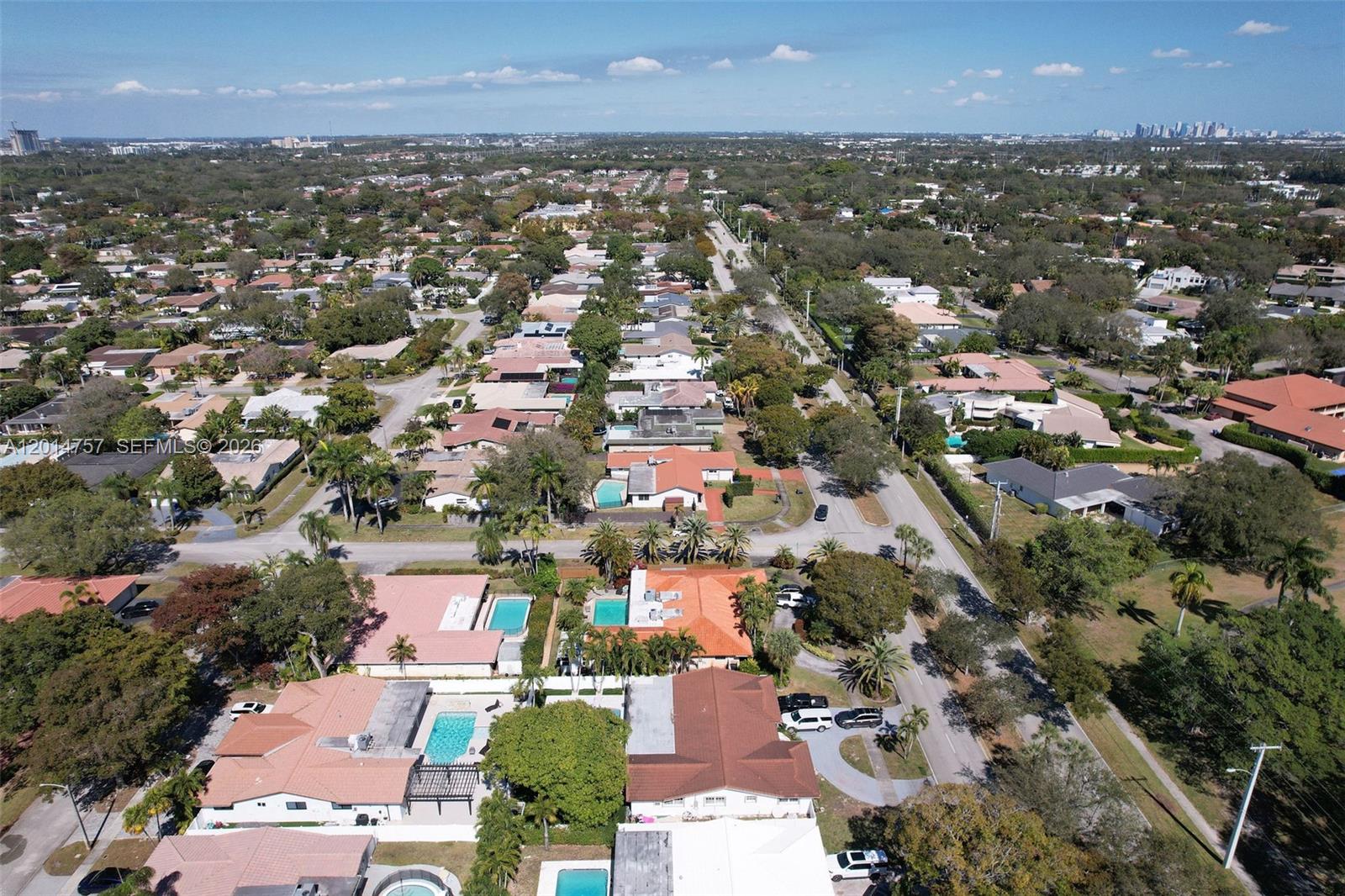 HOLLYWOOD HILLS NORTH SEC - Residential