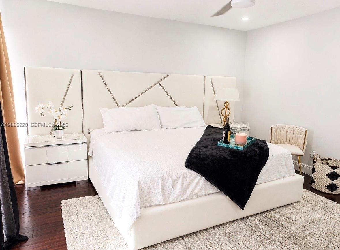 TOWNHOUSES AT JACARANDA C - Residential