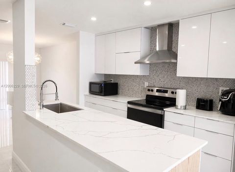 Tiny photo for 8224 NW 9th Ct #3, Plantation, FL 33324 (MLS # A12006229)