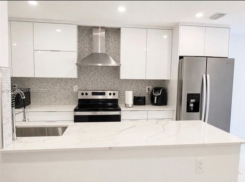 Tiny photo for 8224 NW 9th Ct #3, Plantation, FL 33324 (MLS # A12006229)