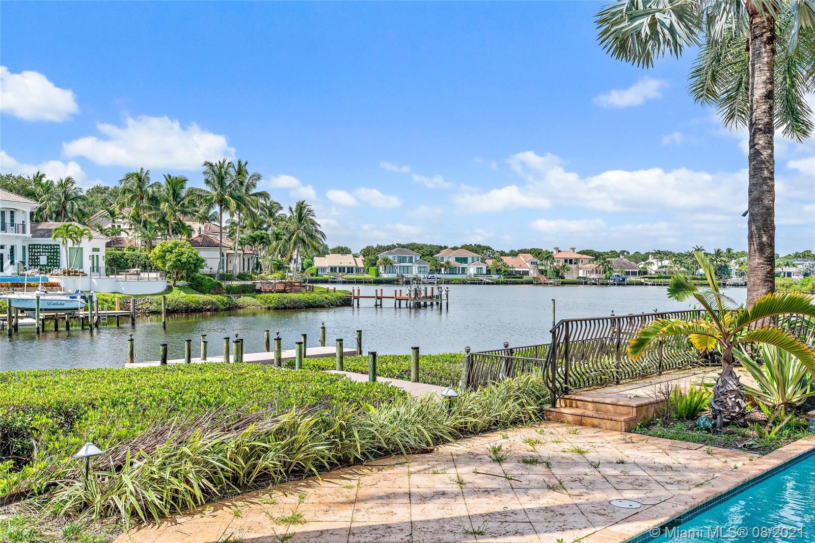 Admirals Cove - Residential