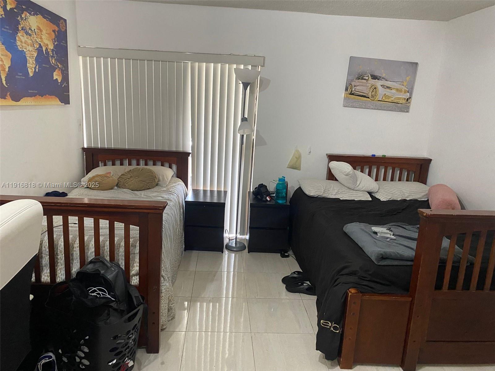 KENLAND WALK CONDO III - Residential Lease