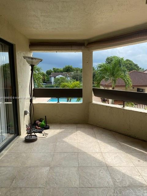 KENLAND WALK CONDO III - Residential Lease