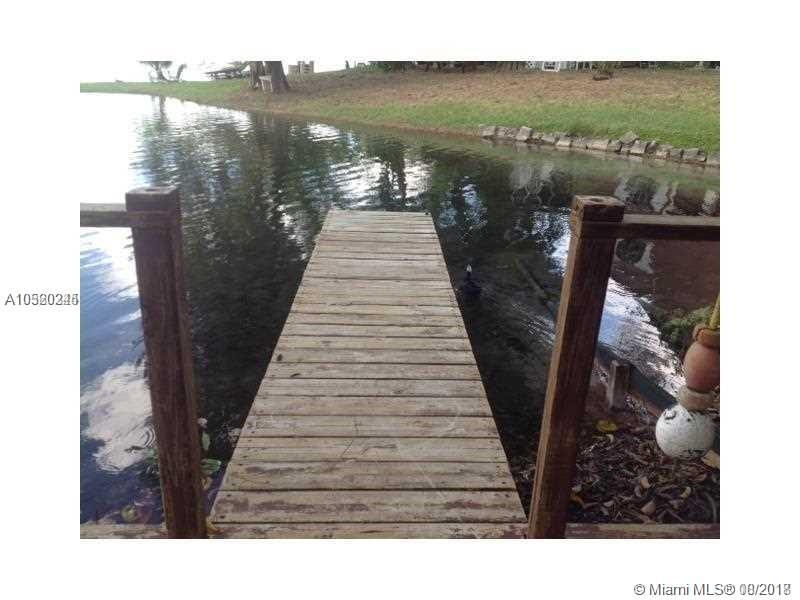 LAKE ROYAL EAST - Residential