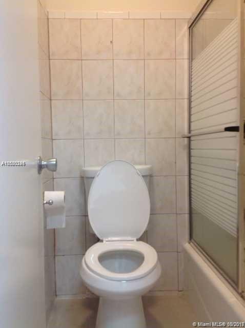 LAKE ROYAL EAST - Residential