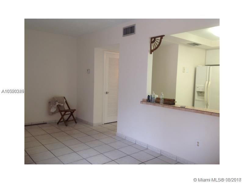 LAKE ROYAL EAST - Residential