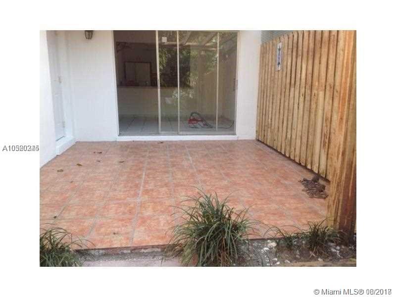 LAKE ROYAL EAST - Residential