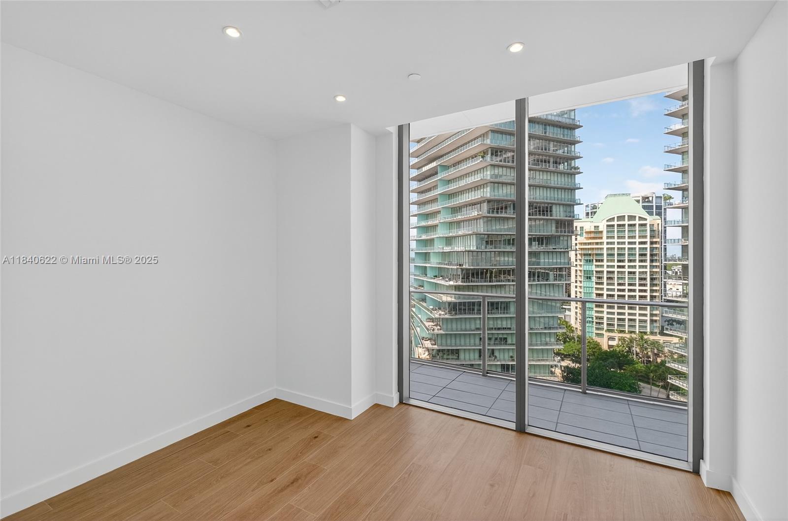 2655 SOUTH BAYSHORE DRIVE - Residential