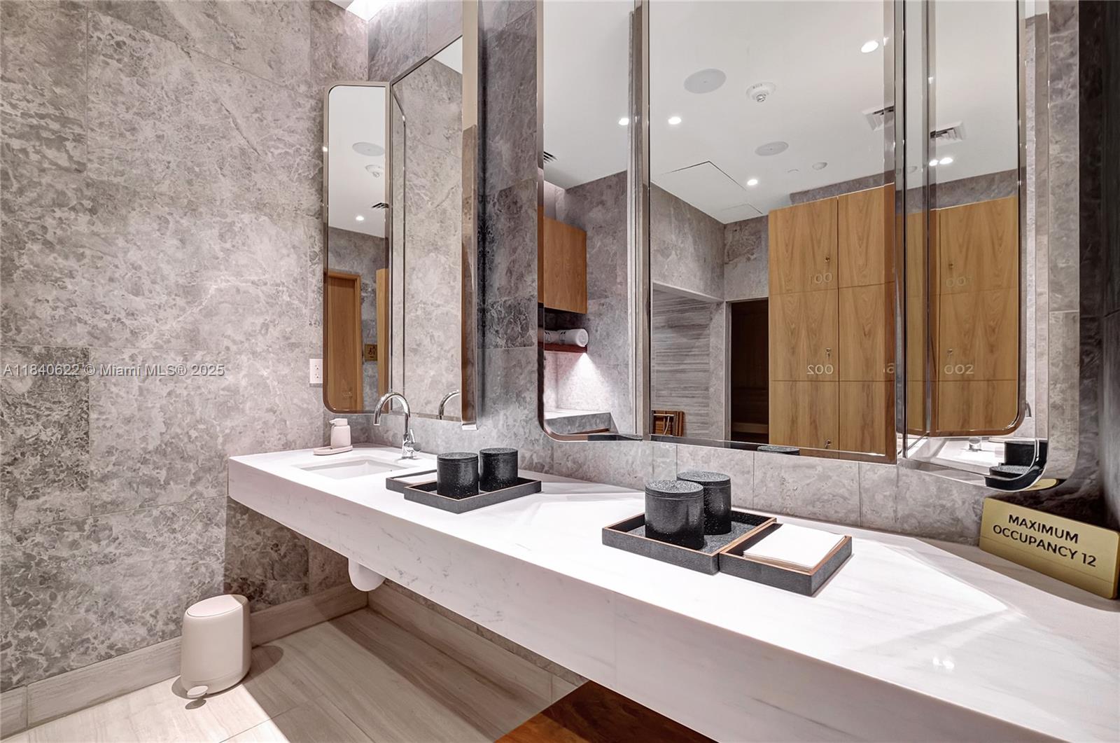 2655 SOUTH BAYSHORE DRIVE - Residential