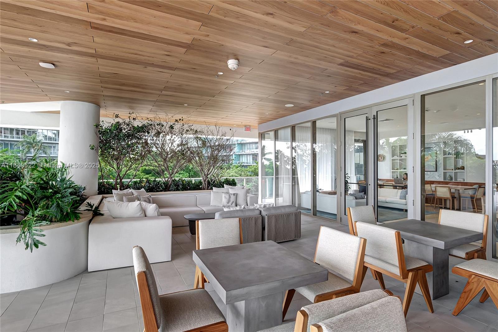 2655 SOUTH BAYSHORE DRIVE - Residential