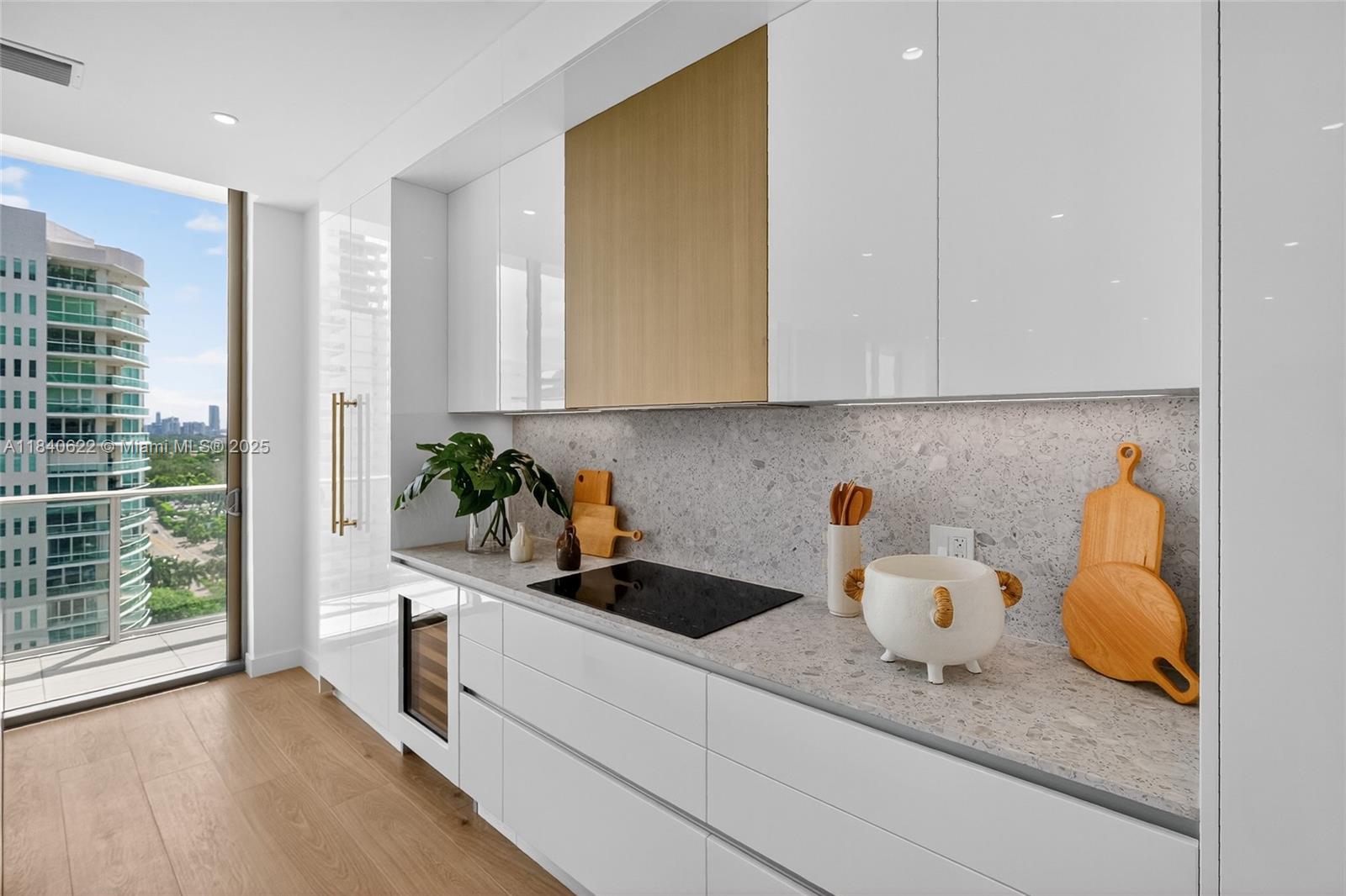 2655 SOUTH BAYSHORE DRIVE - Residential