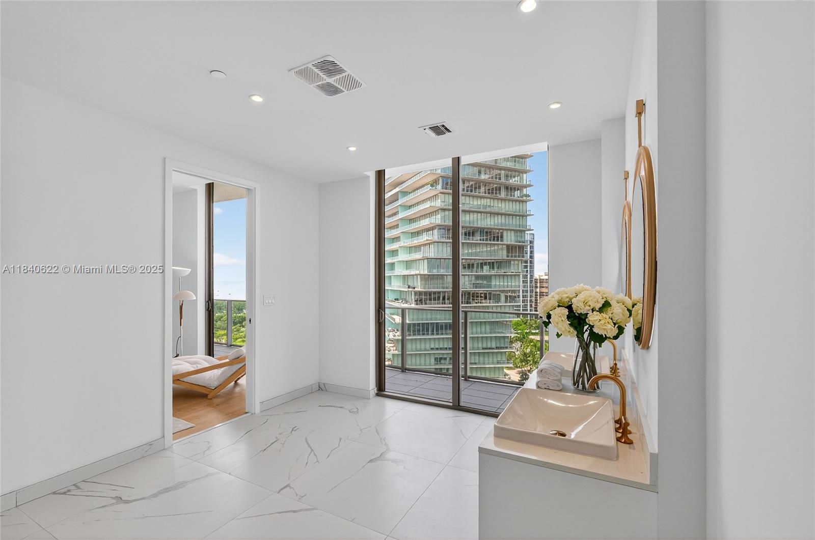 2655 SOUTH BAYSHORE DRIVE - Residential