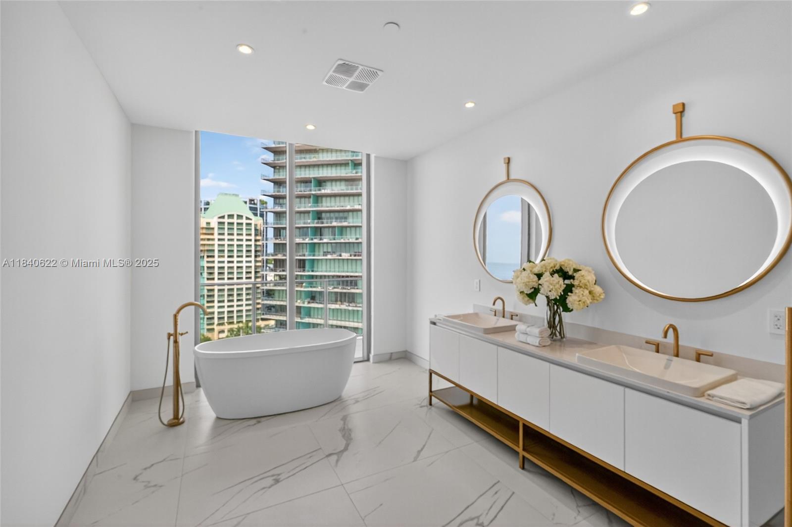 2655 SOUTH BAYSHORE DRIVE - Residential