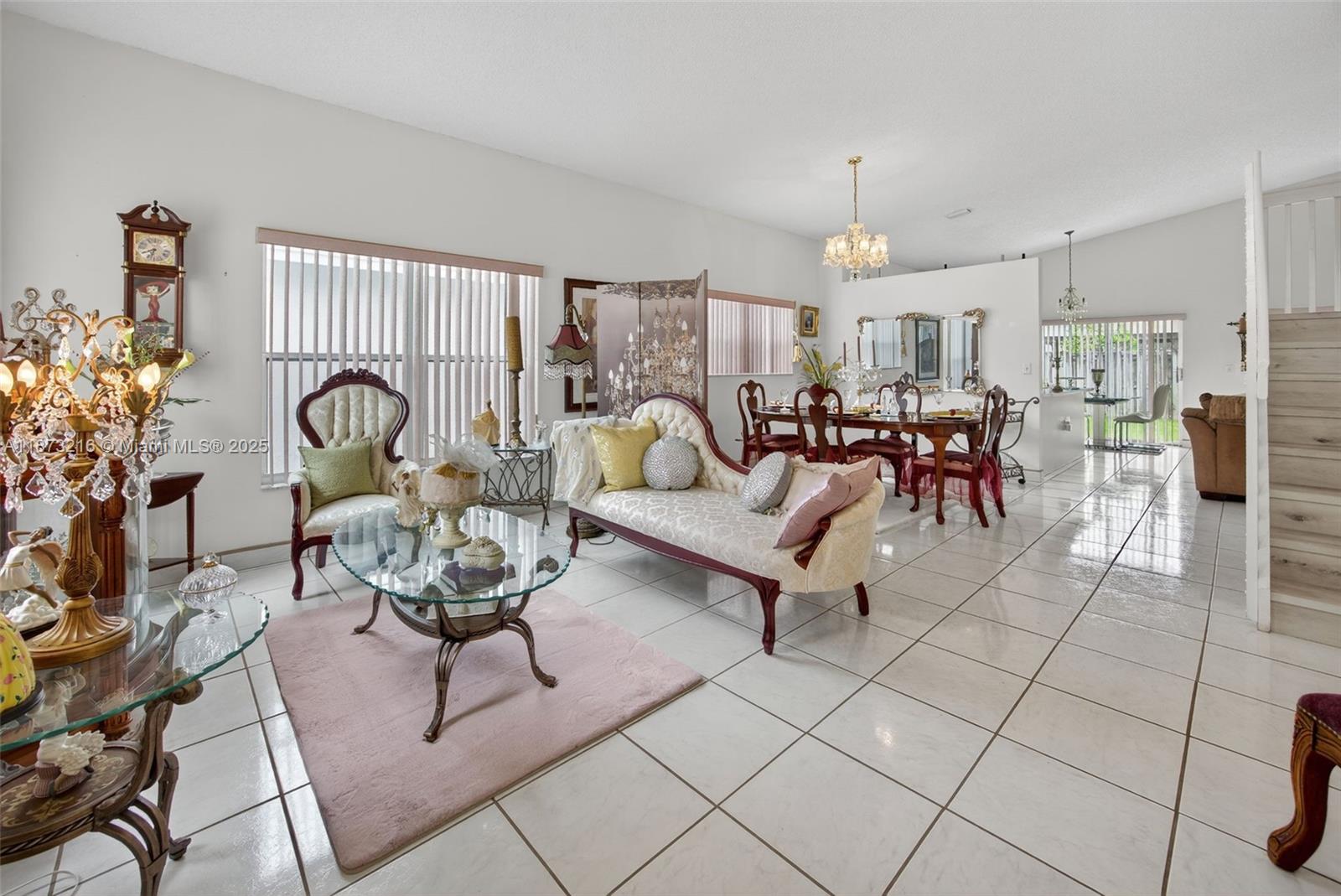 BISCAYNE POINT SOUTH - Residential