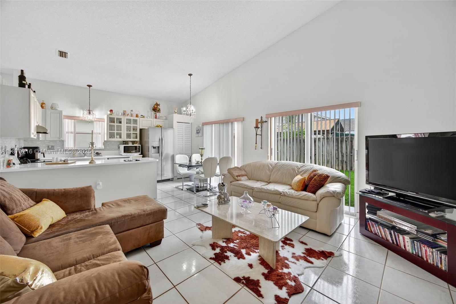 BISCAYNE POINT SOUTH - Residential