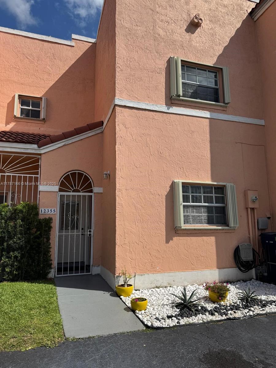 LAKE POINTE SEC 1 - Residential