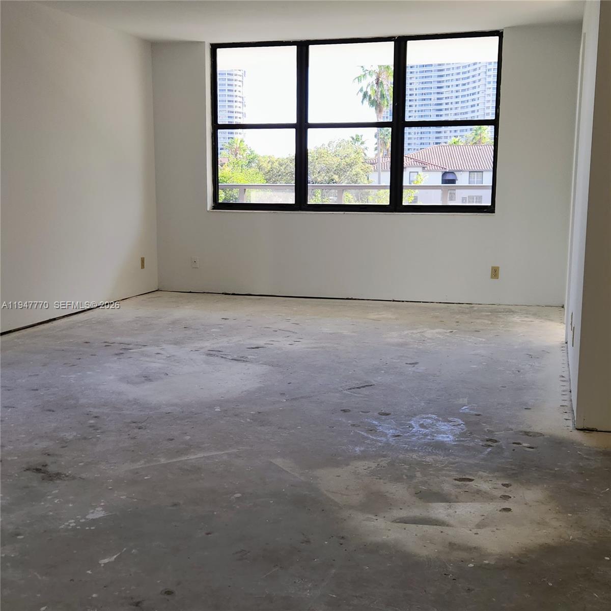 THE CLIPPER AT BISC COVE - Residential