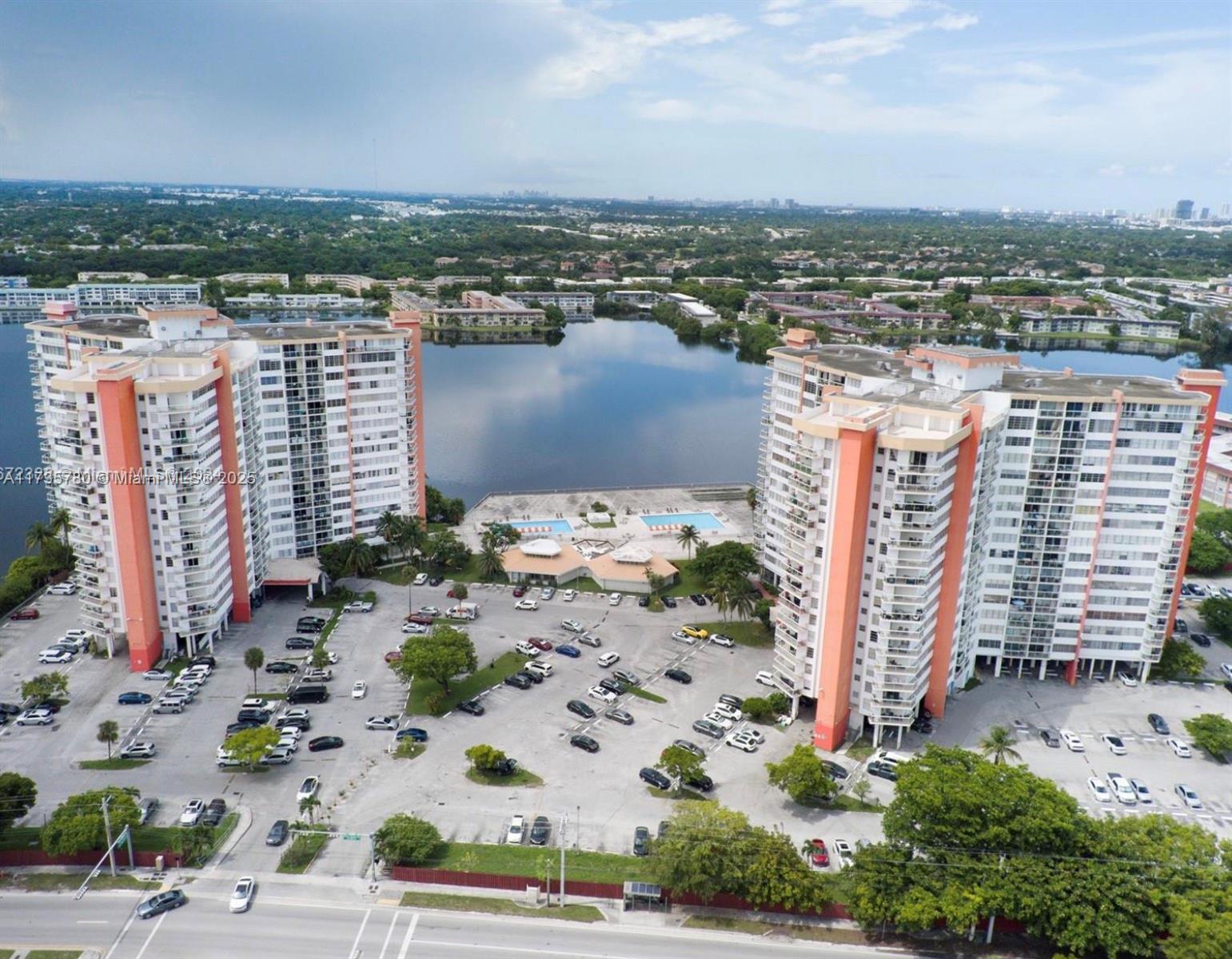 BUCKLEY TOWERS CONDO - EA - Residential