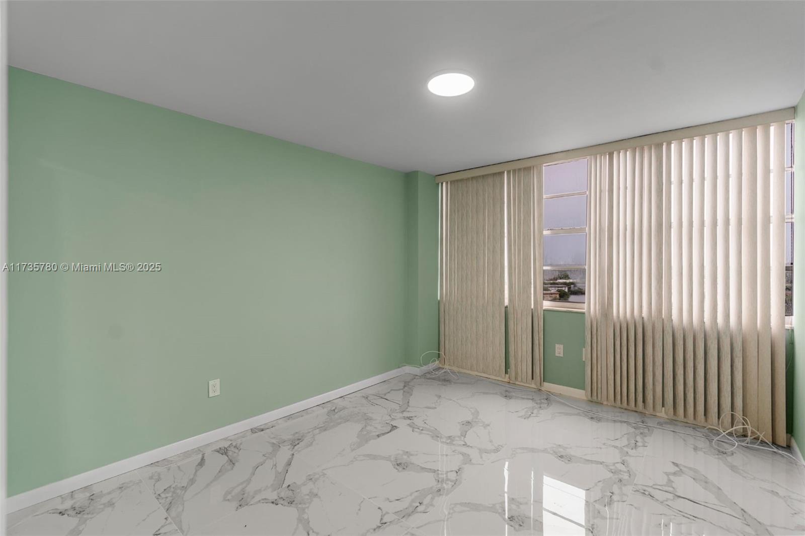 BUCKLEY TOWERS CONDO - EA - Residential