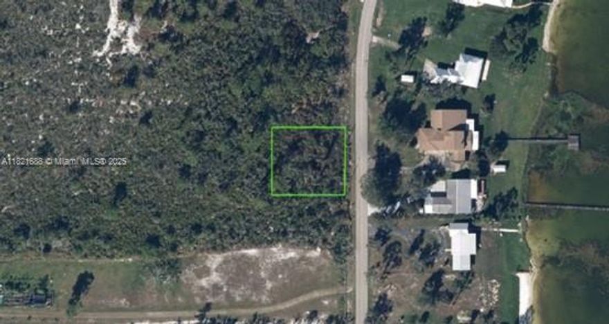 Buildable Lot – Lake Placid, FL. Just blocks from lakes, parks and peaceful surroundings! Size: 0.334 acres. High and dry, ready to build your dream home. Easy access to main roads, shopping and Lake June. 2nd lot of the same size and price available right next to it: 
(3880 Placid View Dr – 0.332 Acres | Parcel ID: C-14-37-29-201-3010-0180).
Buy one or both—great investment or builder’s deal!
