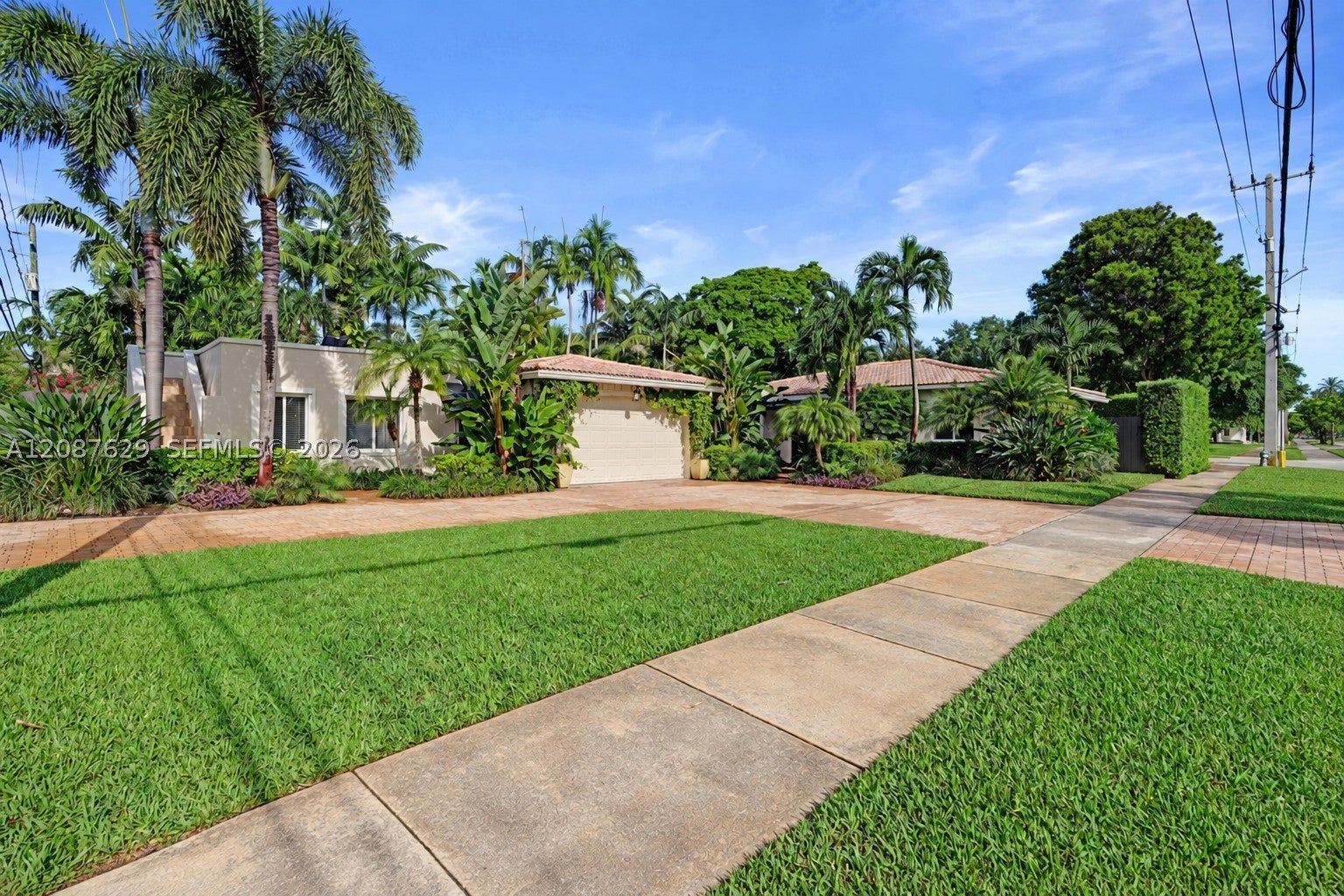 712 S 15th Ave