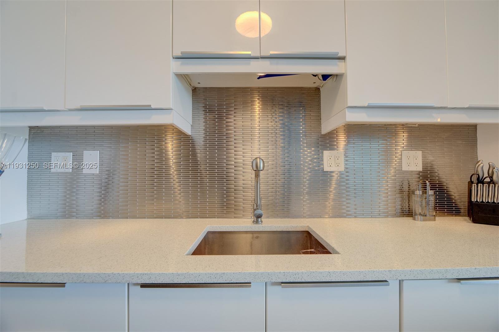 MIRADOR 1000 CONDO - Residential Lease