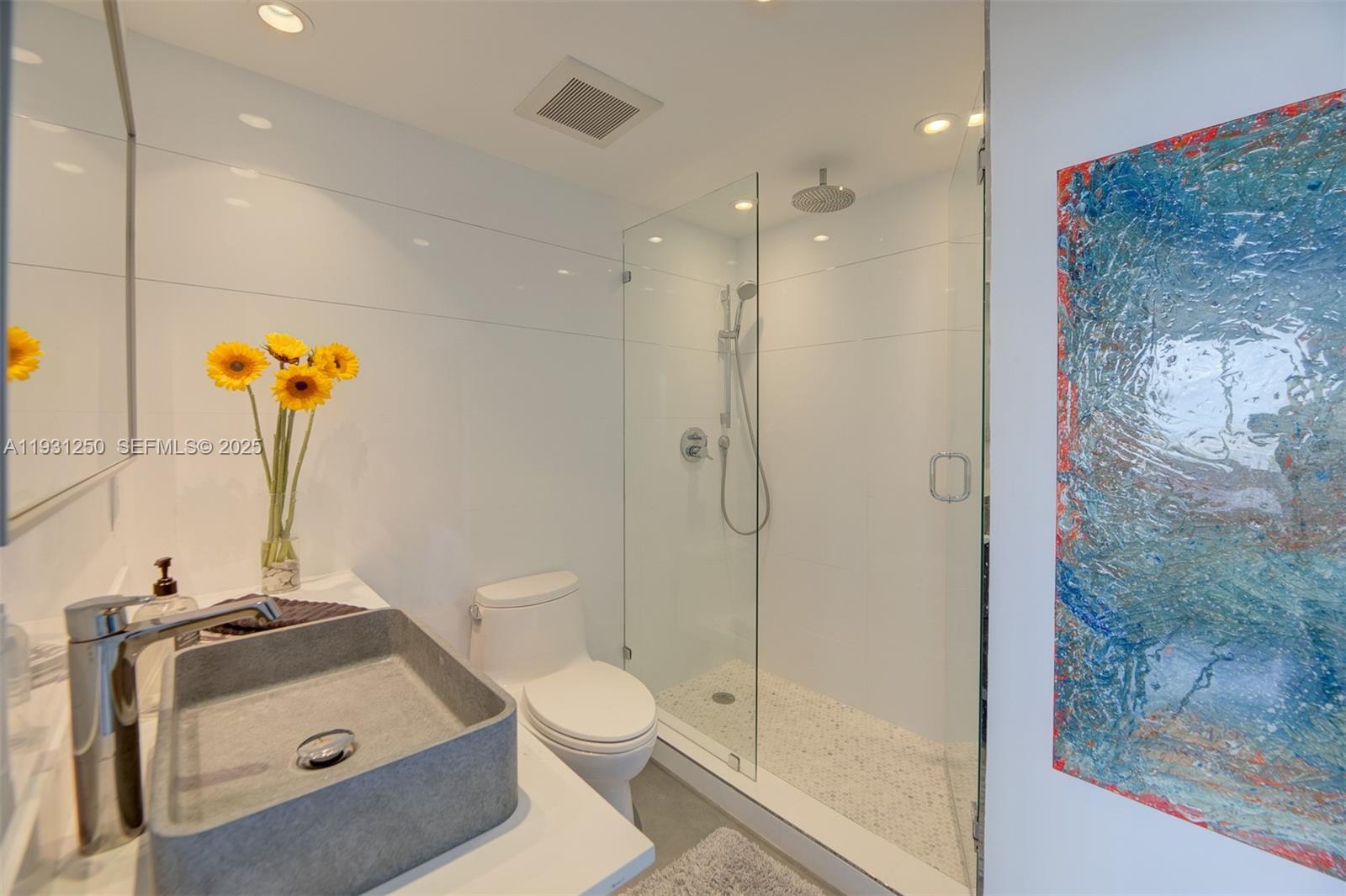 MIRADOR 1000 CONDO - Residential Lease