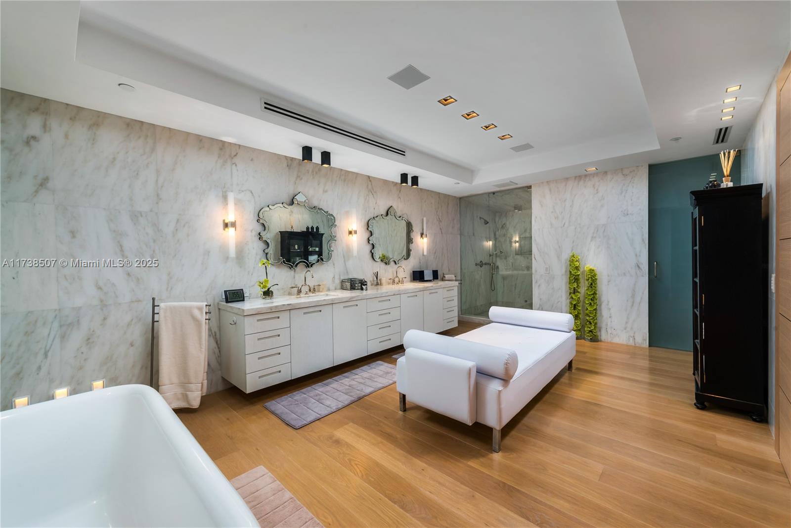 PALAZZO DEL MARE AT FISHE - Residential Lease