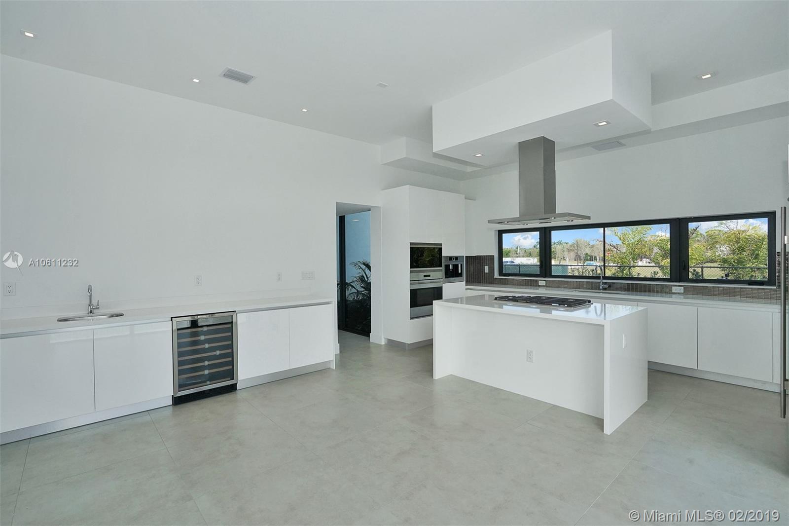 WESTON ESTATES BOTANIKO - Residential Lease