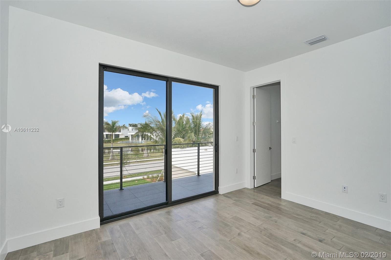 WESTON ESTATES BOTANIKO - Residential Lease