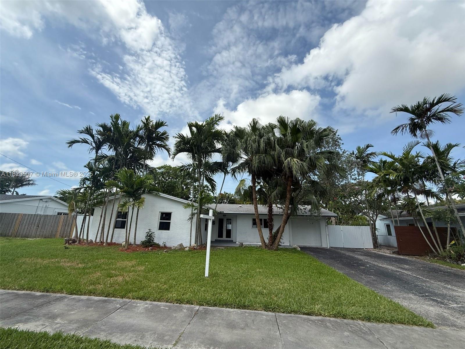BEL AIRE SEC 3 - Residential Lease