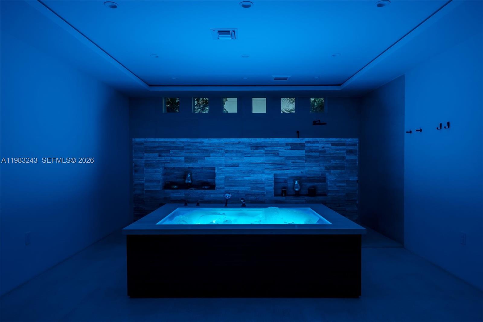 COUNTRY GROVE ESTATES - Residential