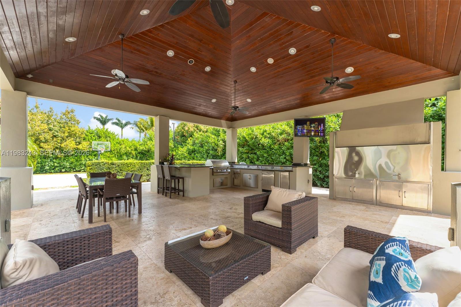 COUNTRY GROVE ESTATES - Residential