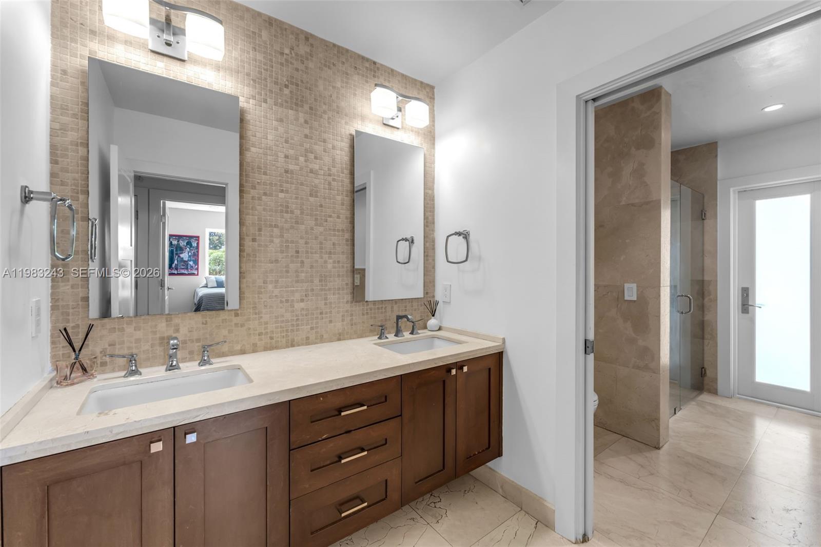 COUNTRY GROVE ESTATES - Residential