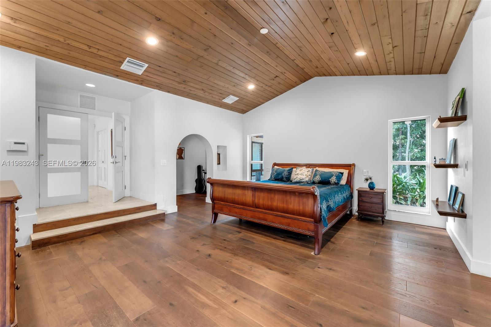 COUNTRY GROVE ESTATES - Residential