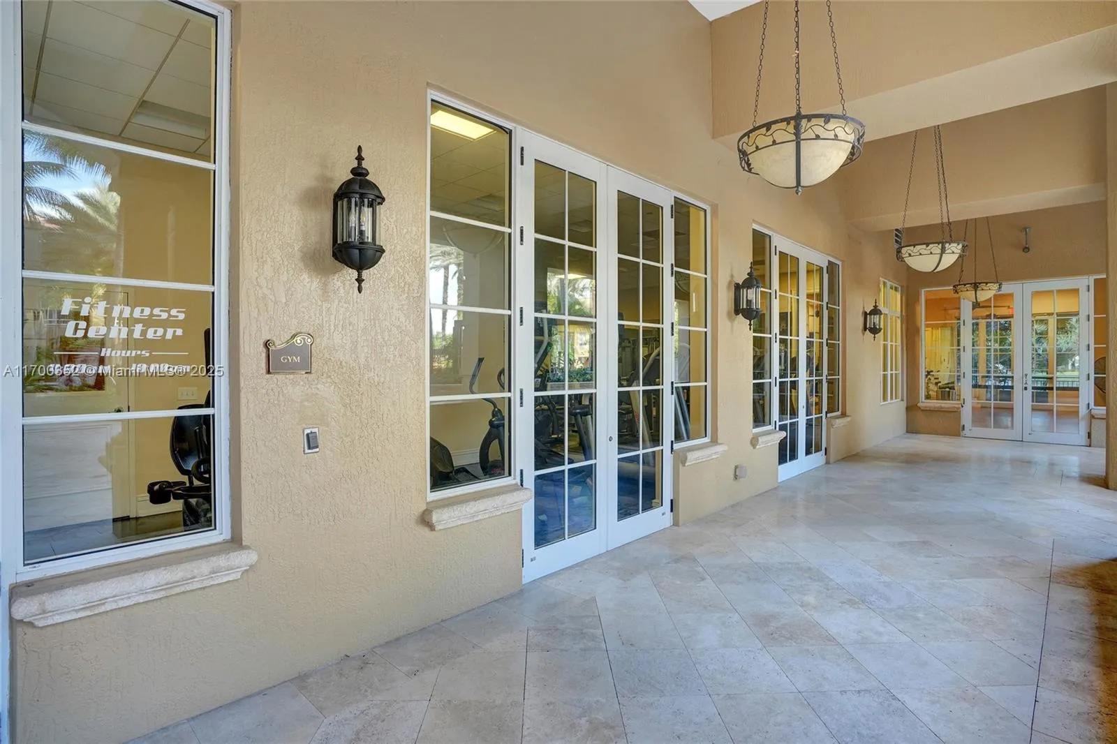 Weston, Florida 33331, United States, 2 Bedrooms Bedrooms, ,3 BathroomsBathrooms,Residential,Pending,30011