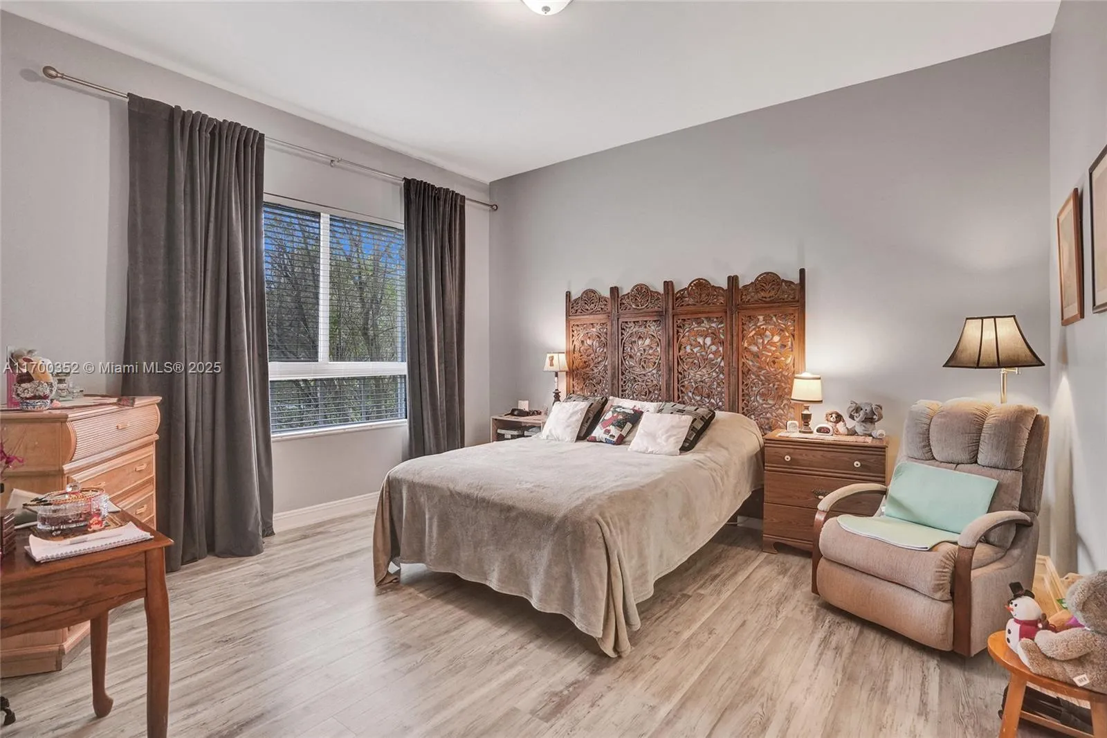 Weston, Florida 33331, United States, 2 Bedrooms Bedrooms, ,3 BathroomsBathrooms,Residential,Pending,30011